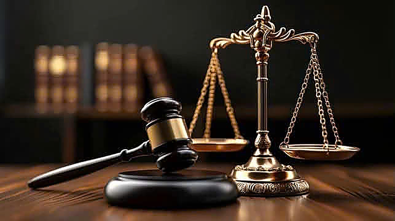 Biểu tượng pháp luật và trọng tài thương mại